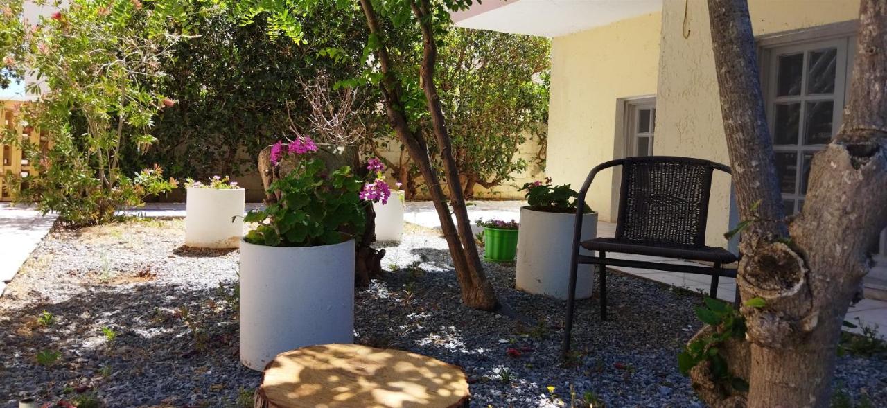 Cleo Rooms 250M From The Beach Malia  Ngoại thất bức ảnh