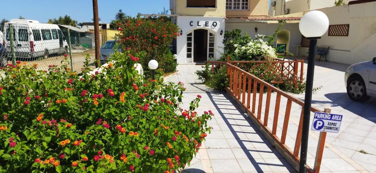 Cleo Rooms 250M From The Beach Malia  Ngoại thất bức ảnh