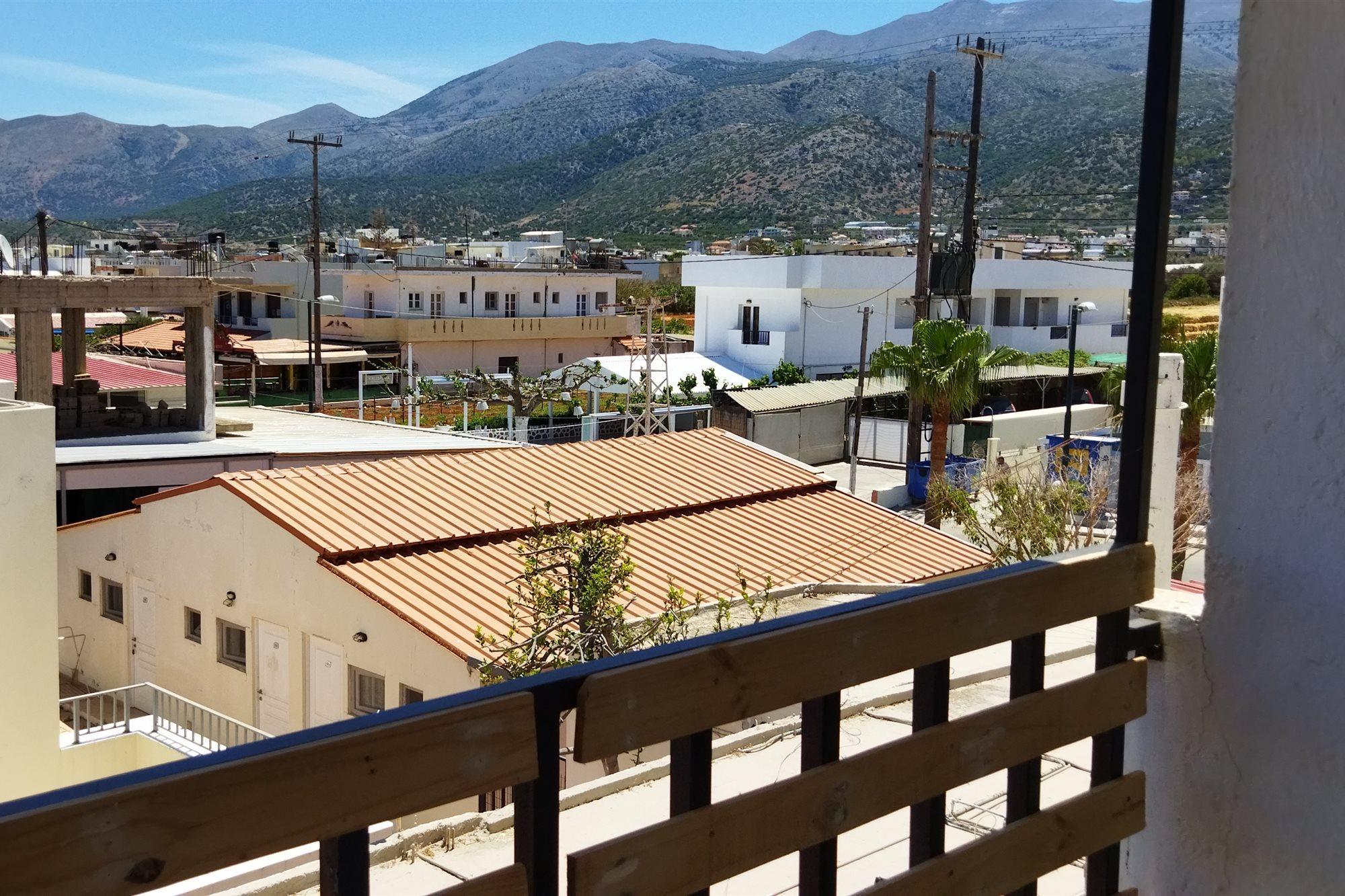 Cleo Rooms 250M From The Beach Malia  Ngoại thất bức ảnh