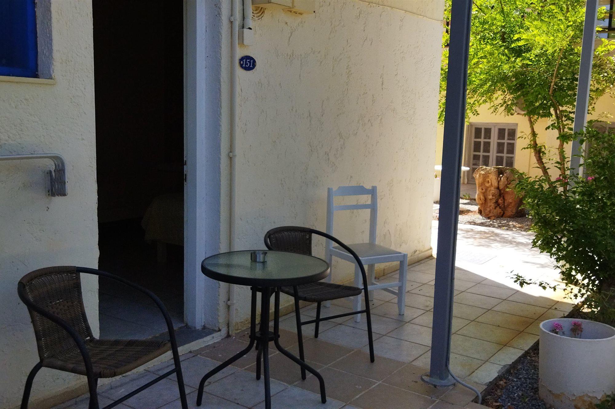 Cleo Rooms 250M From The Beach Malia  Ngoại thất bức ảnh