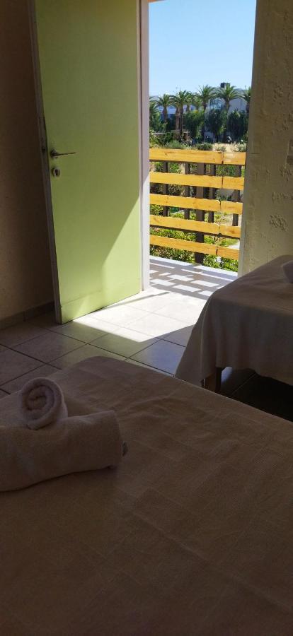 Cleo Rooms 250M From The Beach Malia  Ngoại thất bức ảnh