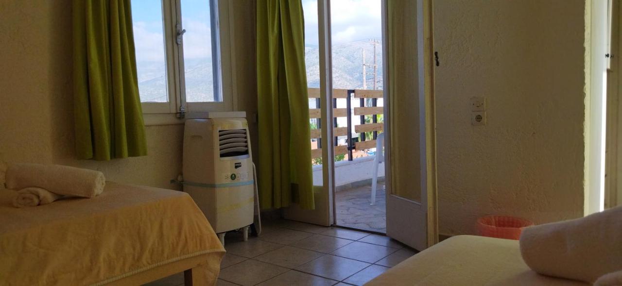 Cleo Rooms 250M From The Beach Malia  Ngoại thất bức ảnh