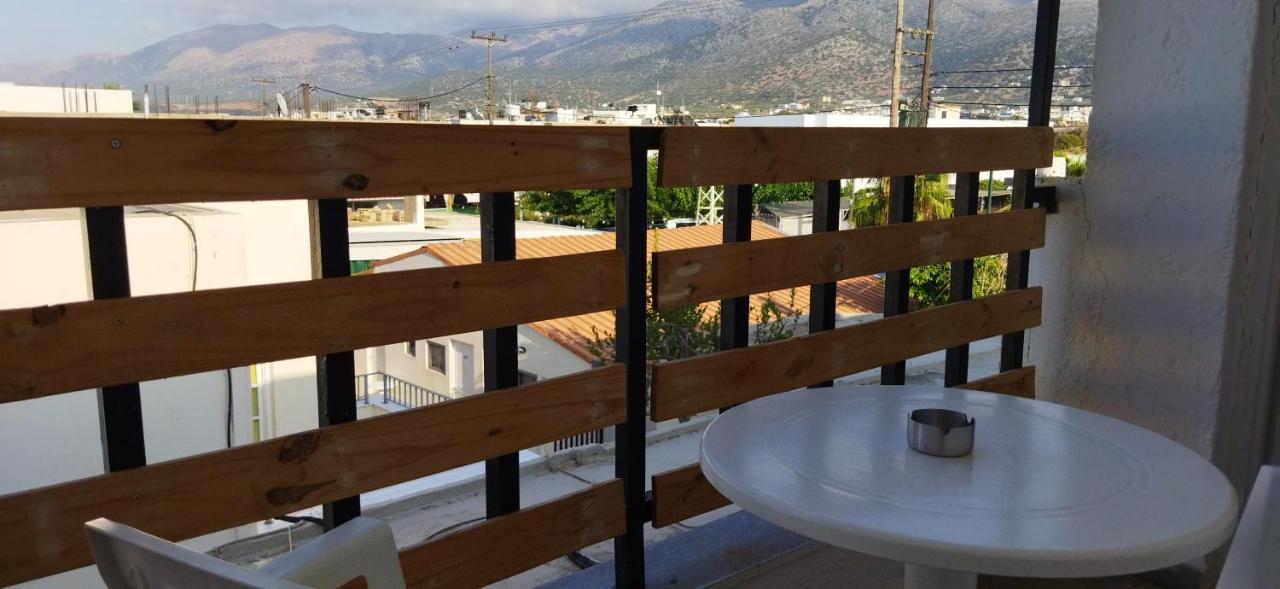 Cleo Rooms 250M From The Beach Malia  Ngoại thất bức ảnh