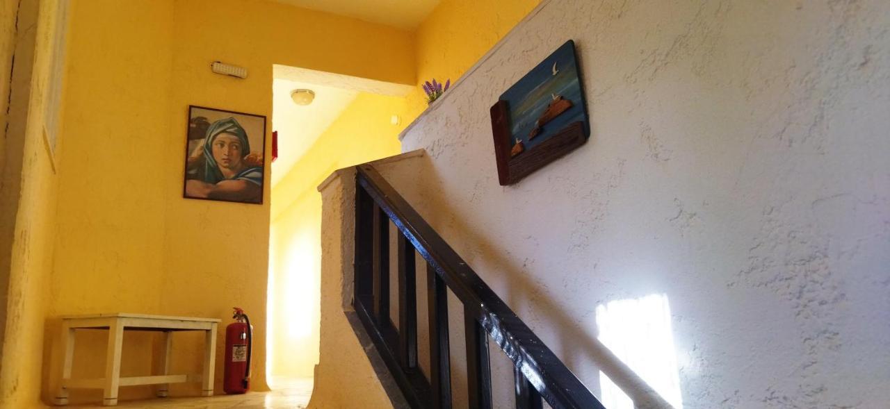 Cleo Rooms 250M From The Beach Malia  Ngoại thất bức ảnh