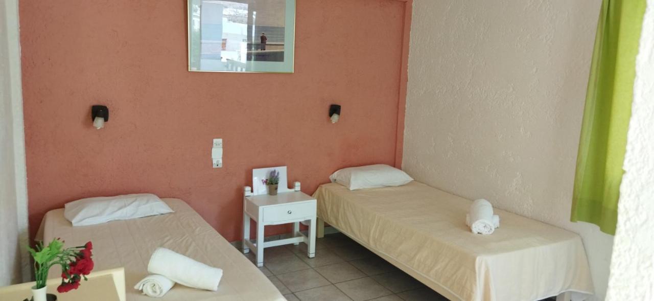Cleo Rooms 250M From The Beach Malia  Ngoại thất bức ảnh