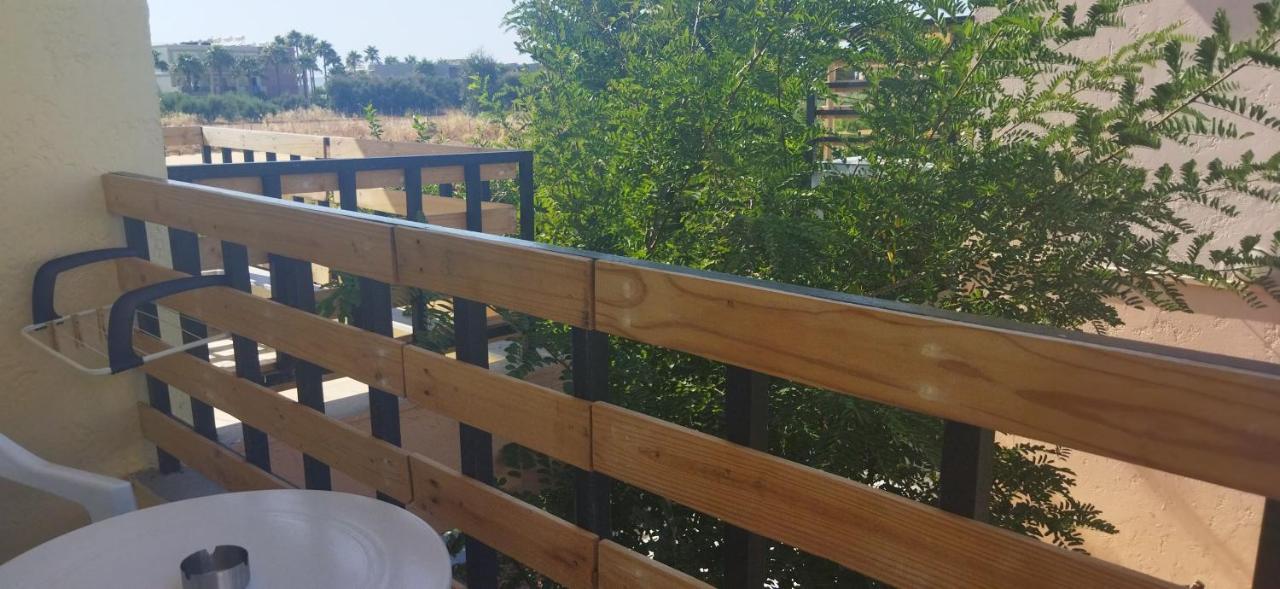 Cleo Rooms 250M From The Beach Malia  Ngoại thất bức ảnh