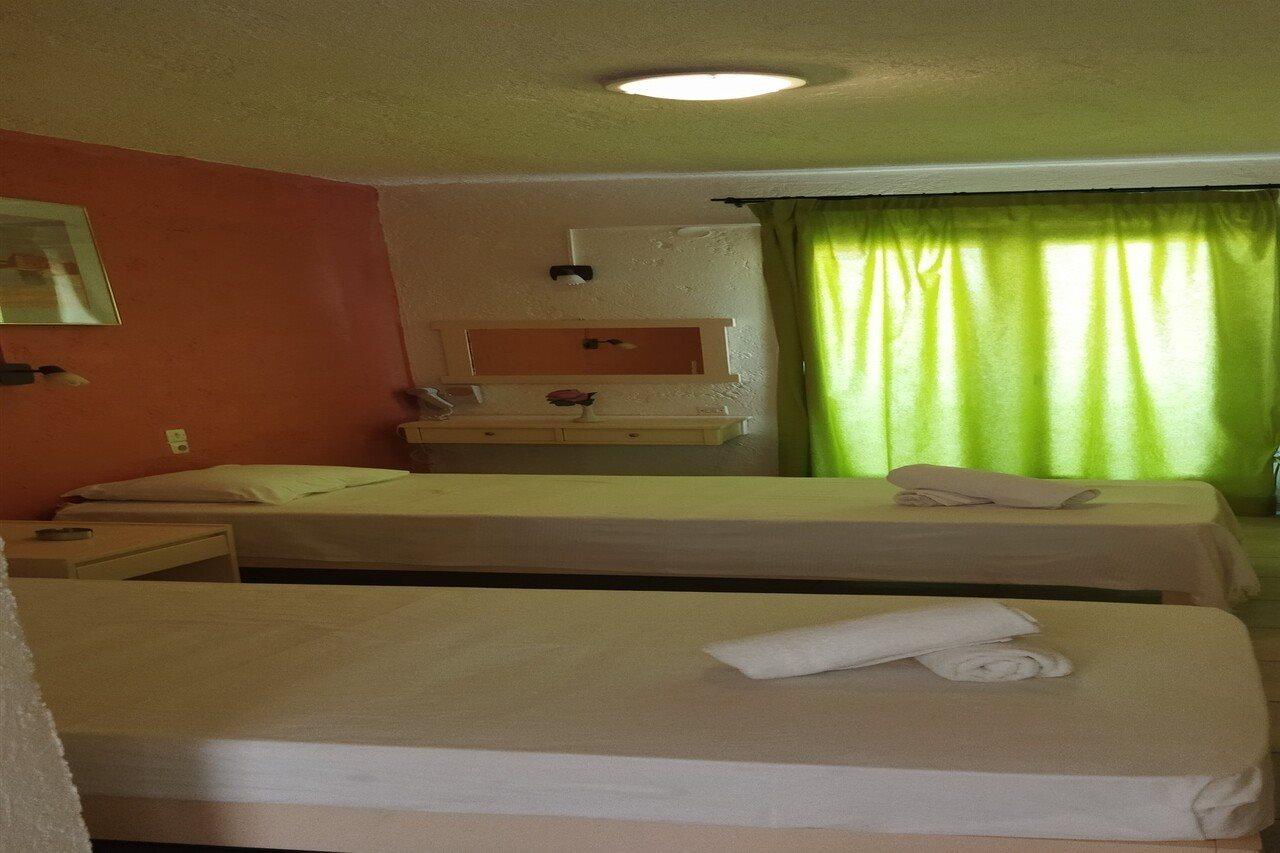 Cleo Rooms 250M From The Beach Malia  Ngoại thất bức ảnh