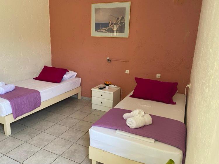 Cleo Rooms 250M From The Beach Malia  Ngoại thất bức ảnh